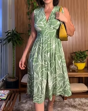 Damen Knielanges Kleid mit Blumenmuster und V-Ausschnitt, ärmellos