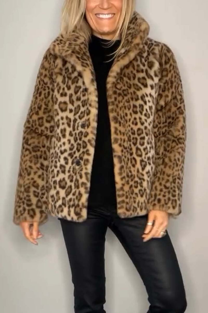 Valentina | Klassischer Damen Wintermantel mit Leopardenmuster