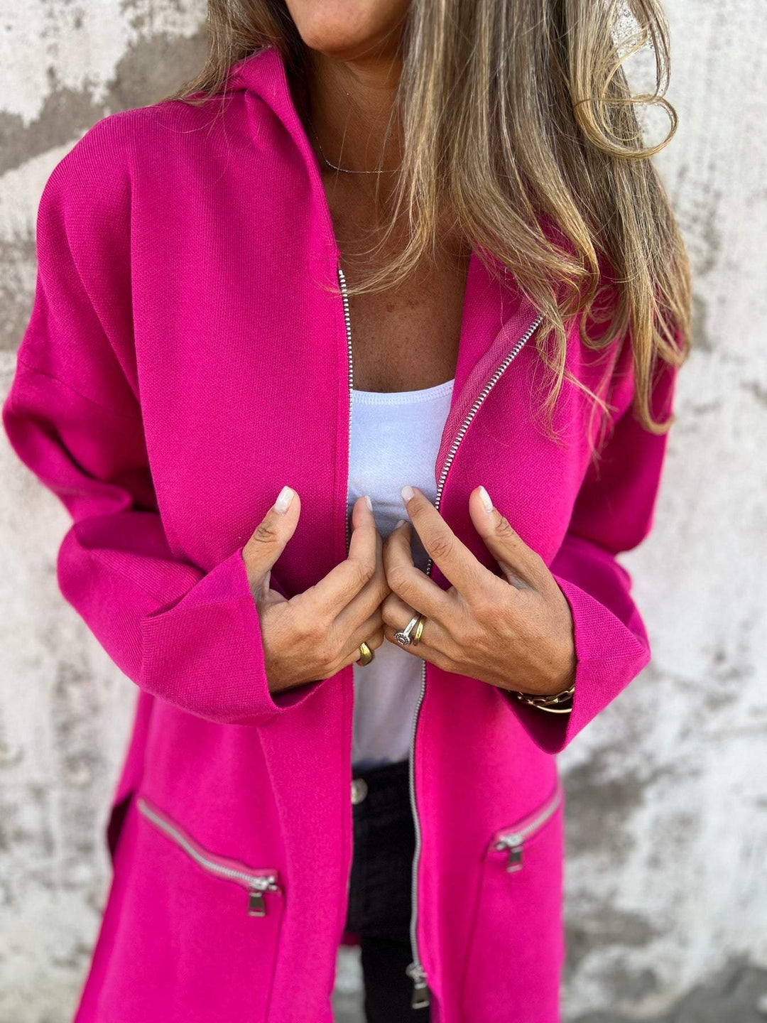Olivia | Lange Strickjacke für Damen mit Kapuze und langen Ärmeln