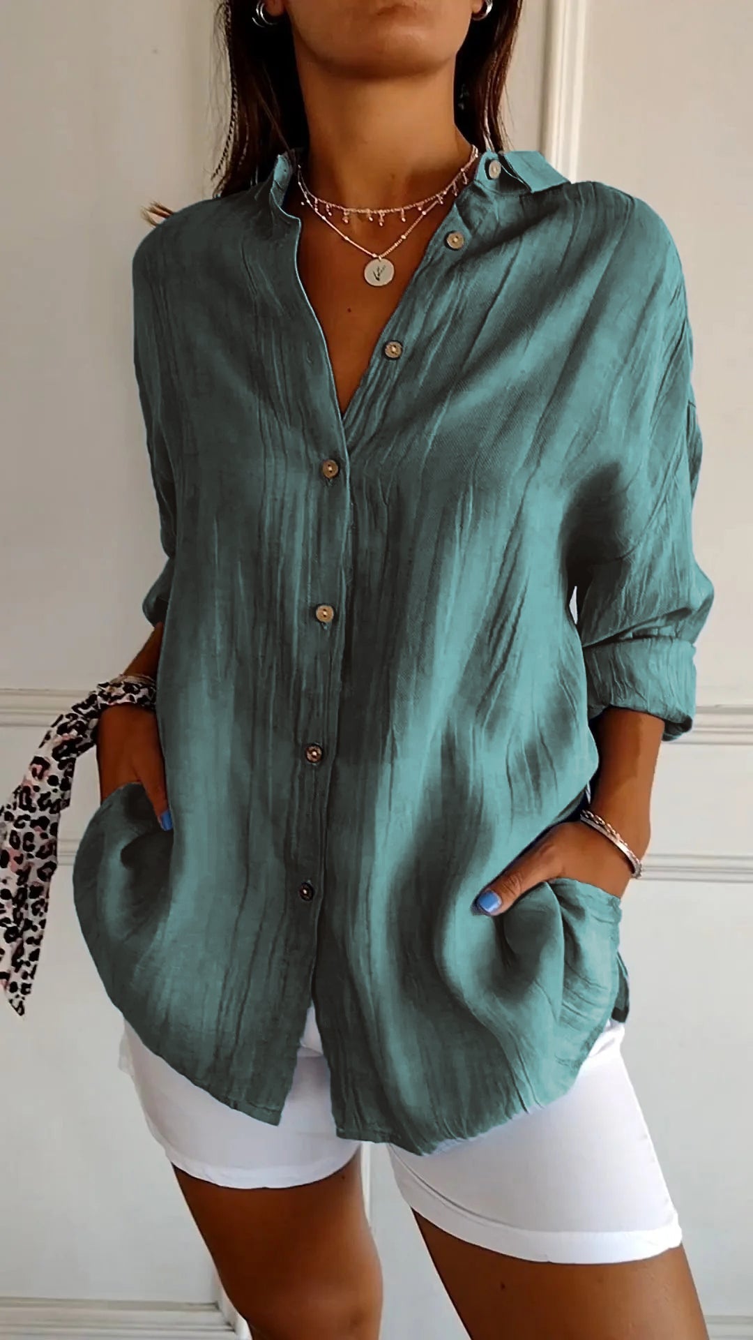 Saskia | Elegantes Damen-Shirt mit V-Ausschnitt und langen Ärmeln