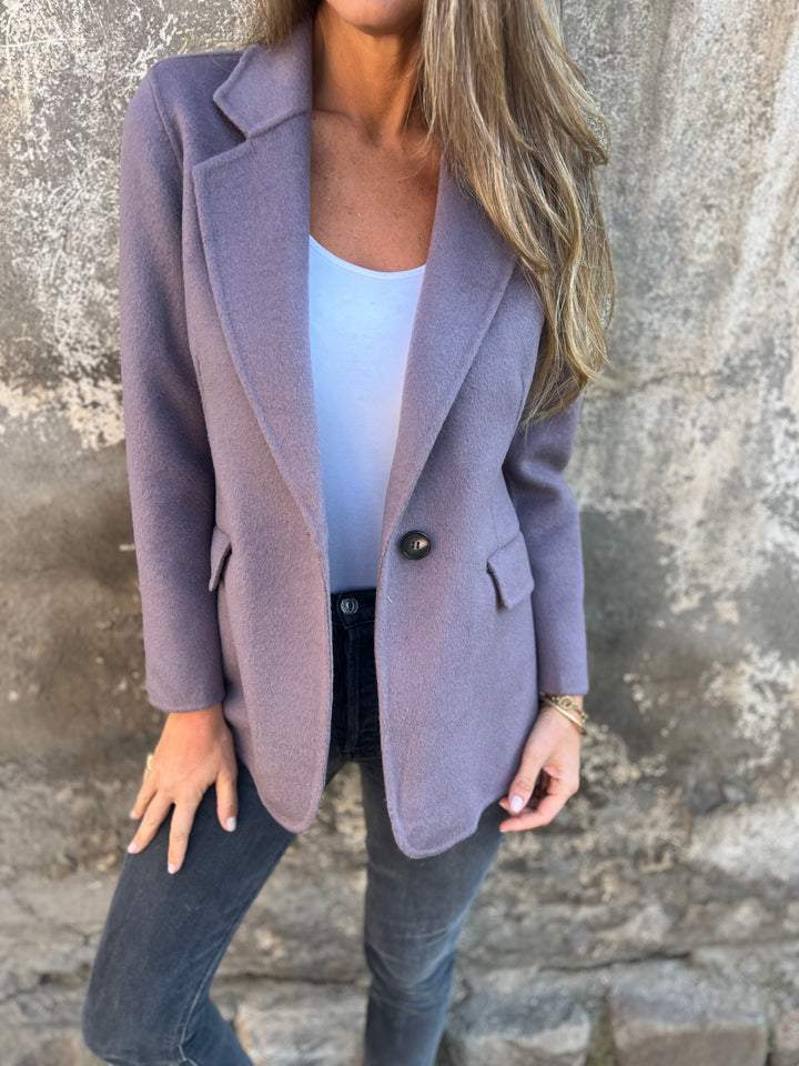 Lina | Klassischer Blazer für Damen mit müheloser Eleganz