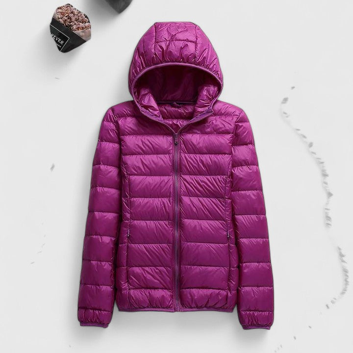 Thalyrrah Bequeme Jacke für Damen mit Rundhalsausschnitt und langen Ärmeln