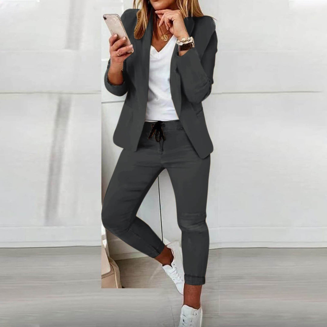 Lily | Stilvolles Blazer und Hosenset für Damen mit schmaler Passform