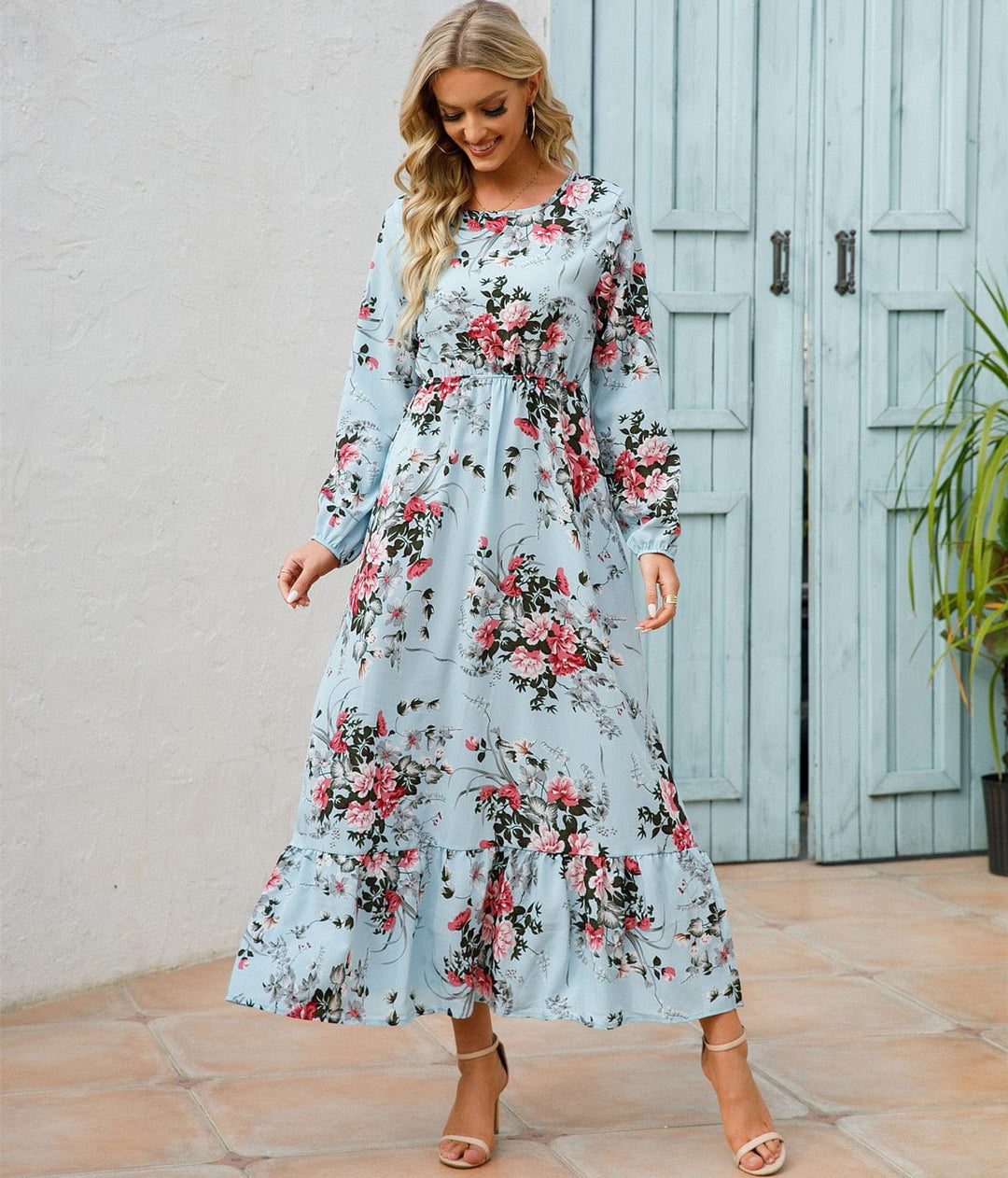 Loua Hellblaue Sommerliche Ibiza Kleid mit Blumenmuster