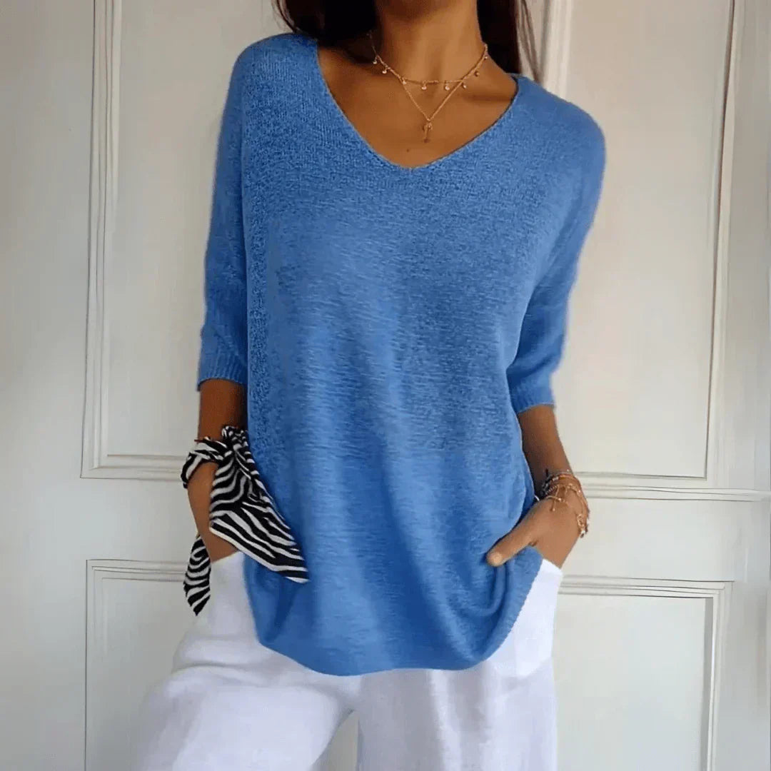 Azure | Entspannt Elegantes Oberteil für Damen mit V-Ausschnitt und 3/4-Ärmeln
