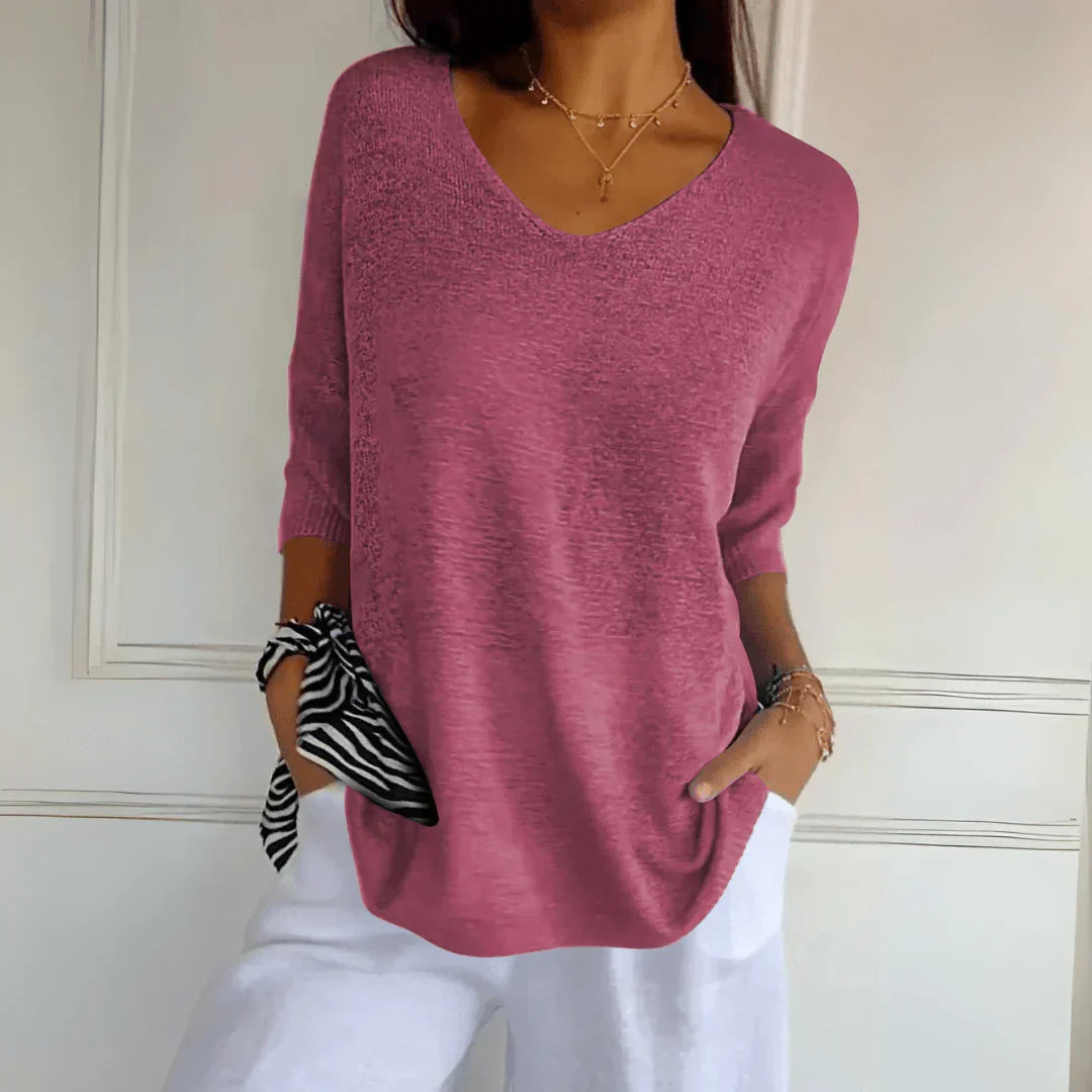 Azure | Entspannt Elegantes Oberteil für Damen mit V-Ausschnitt und 3/4-Ärmeln
