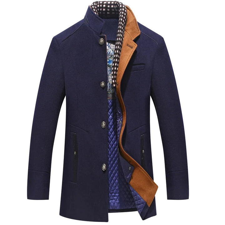e Herrenjacke mit langen Ärmeln