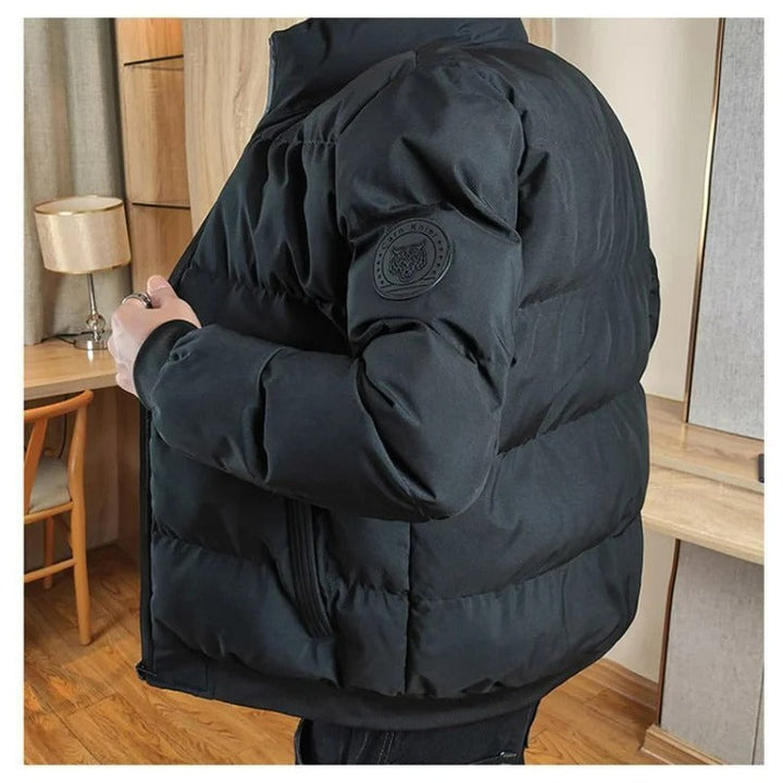 Elegante winddichte Herrenjacke für Herren mit Stehkragen und langen Ärmeln