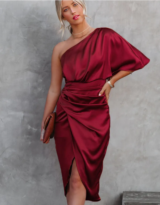 Nina | Elegantes Maßgeschneidertes Midikleid für Damen mit kurzen Ärmeln