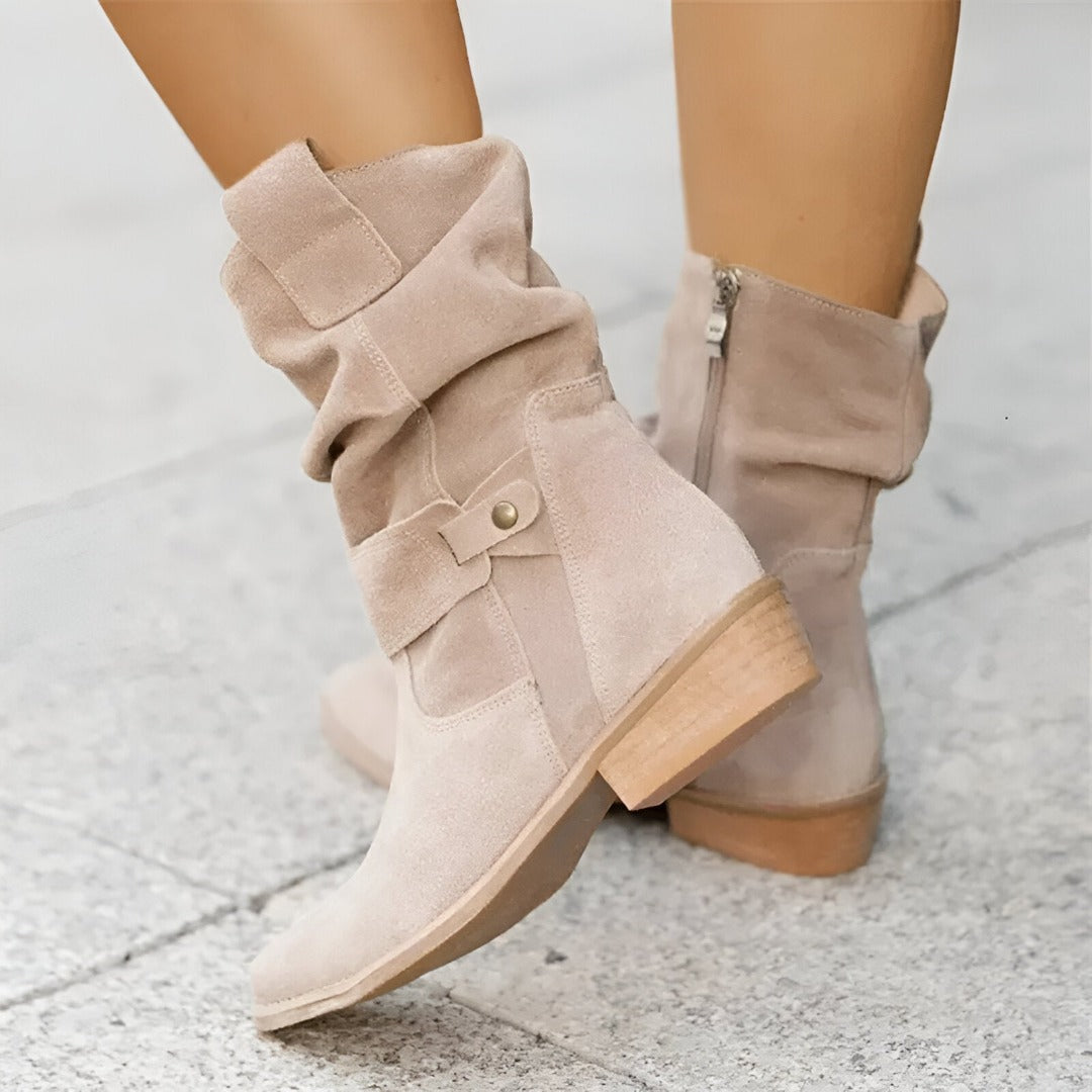 Anika | Freizeitstiefel für Damen mit Weichem Fussbett und niedrigem Absatz