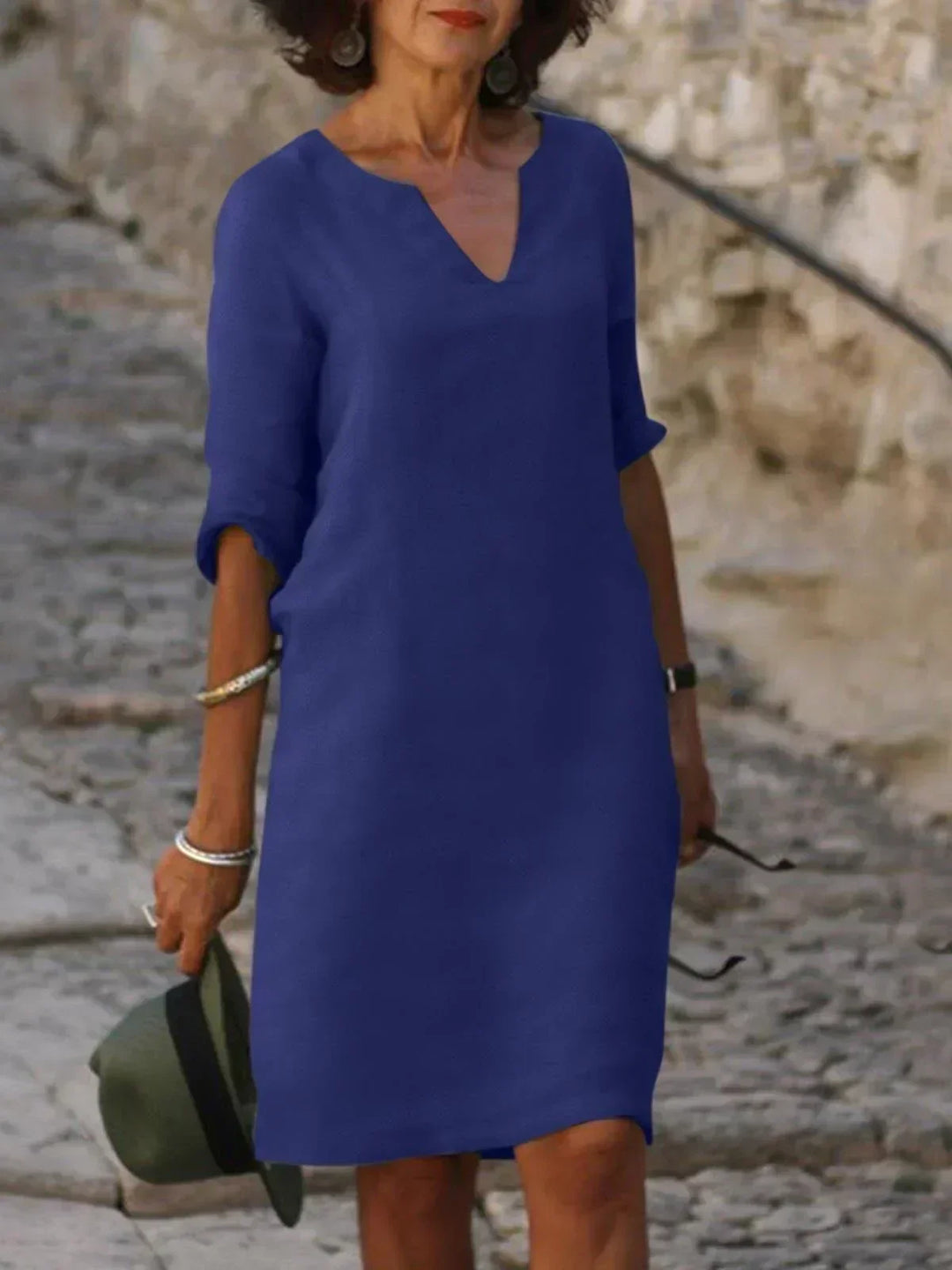 Josette | Elegantes Kleid für Damen mit V-Ausschnitt und kurzen Ärmeln