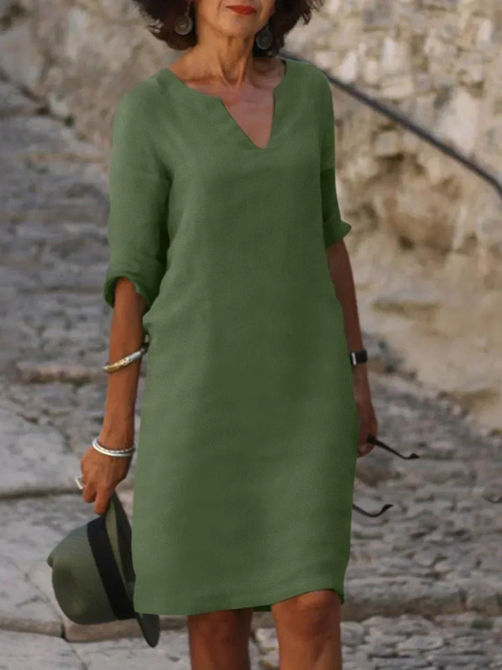 Josette | Elegantes Kleid für Damen mit V-Ausschnitt und kurzen Ärmeln