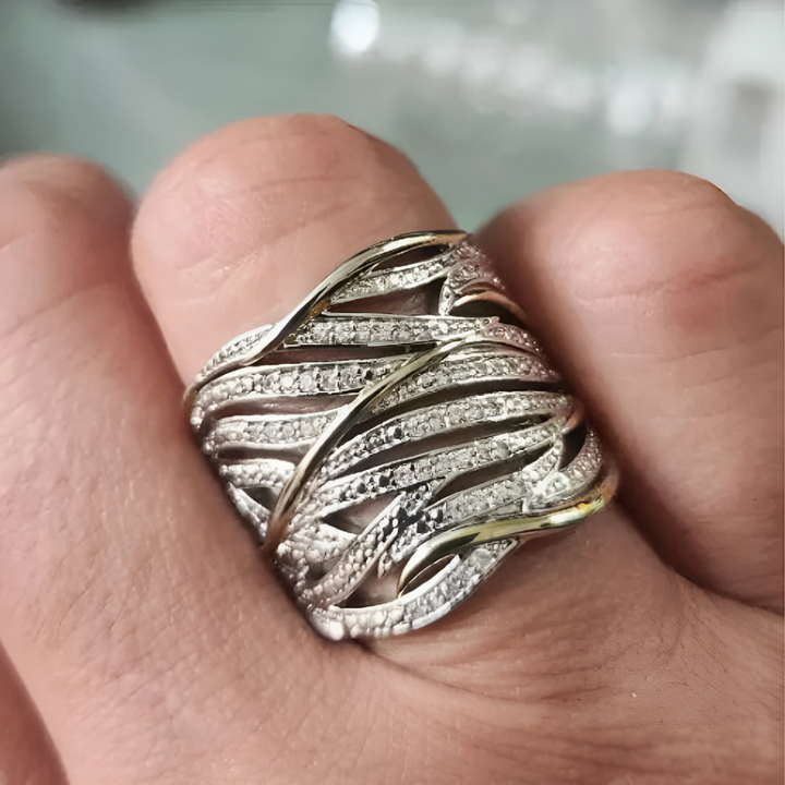 Eleganter mehrlagiger gedrehter Ring für Damen