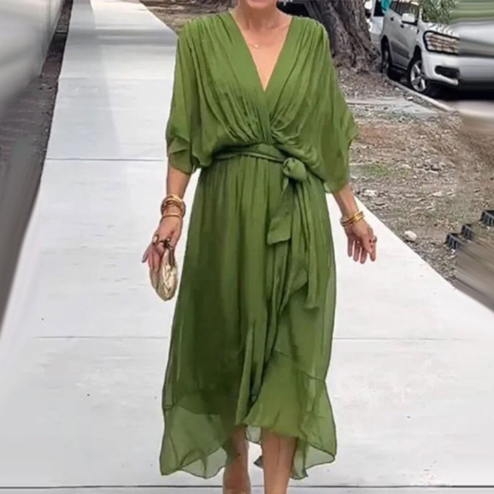 NICOLE | Elegantes Kleid mit V-Ausschnitt und kurzen Ärmeln