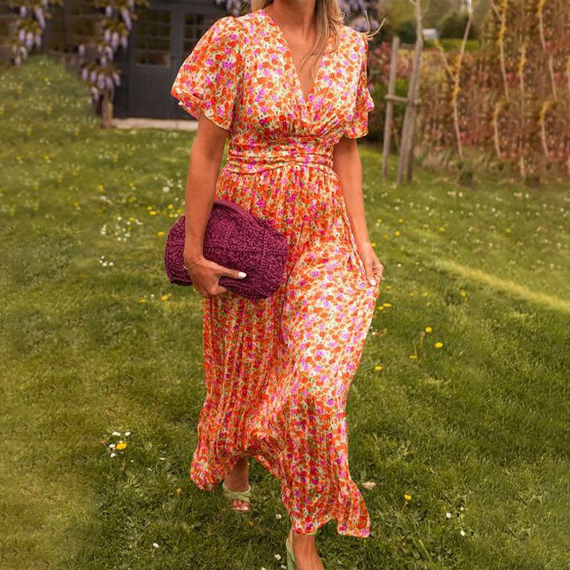Romy | Sommerkleid für Damen mit V-Ausschnitt, Blumenmuster und kurzen Ärmeln