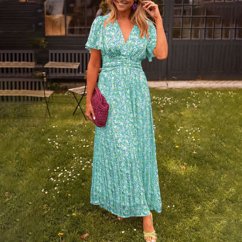 Romy | Sommerkleid für Damen mit V-Ausschnitt, Blumenmuster und kurzen Ärmeln