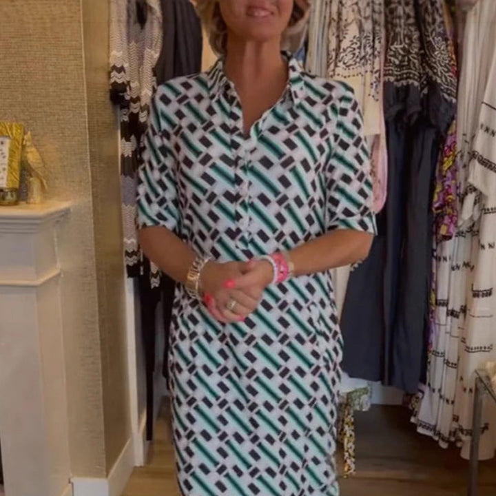 Pamela | Hemdblusenkleid für Damen mit geometrischem Muster