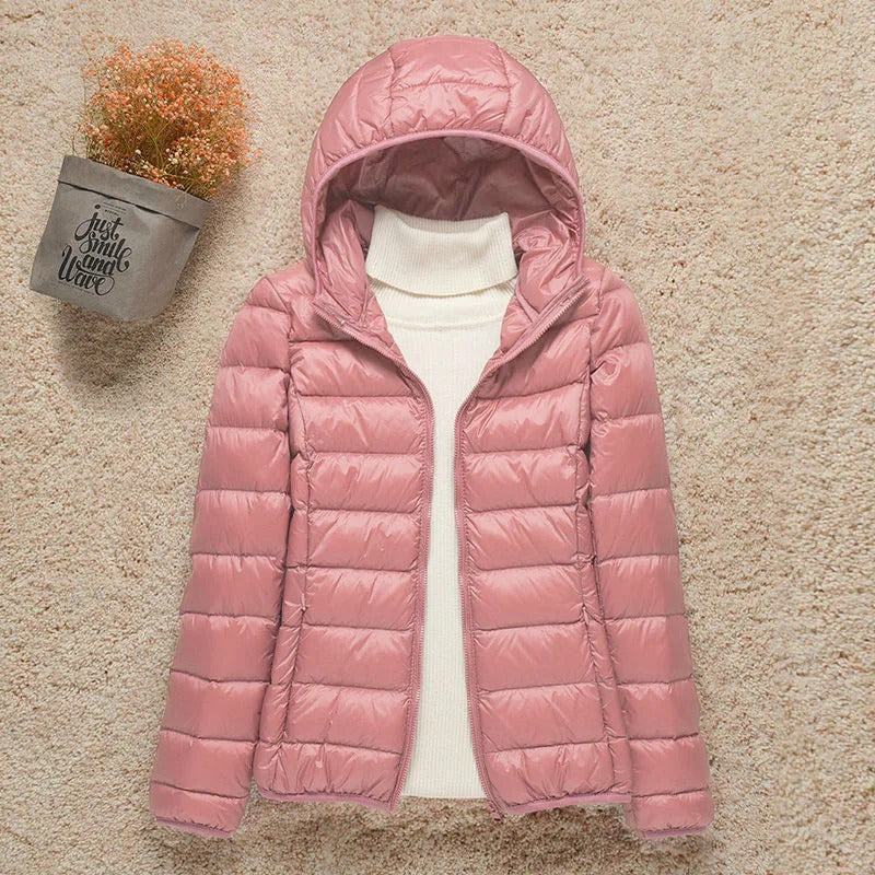 Carlo | Daunenjacke für Damen mit Kapuze und langen Ärmeln