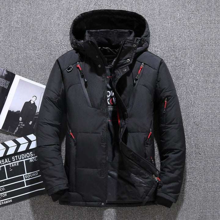 Wind- und wasserdichte Jacke mit langen Ärmeln