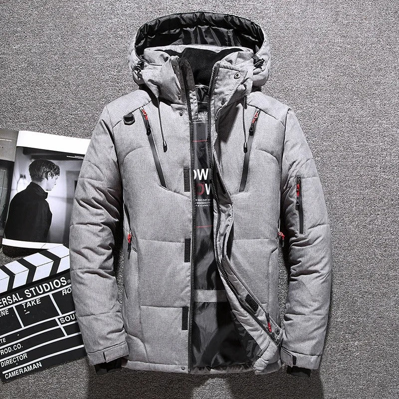 Wind- und wasserdichte Jacke mit langen Ärmeln