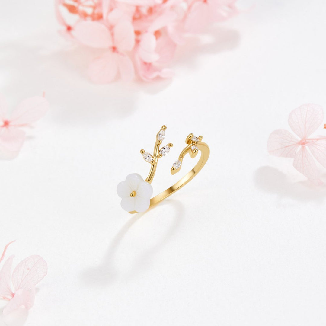 Estela | Ring für Damen mit weißen Blumen