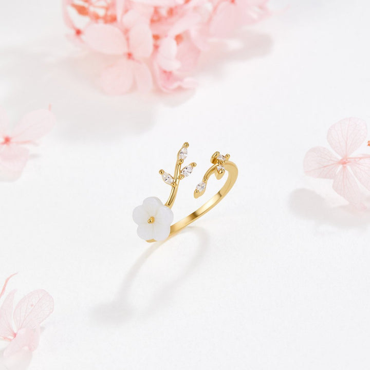 Estela | Ring für Damen mit weißen Blumen