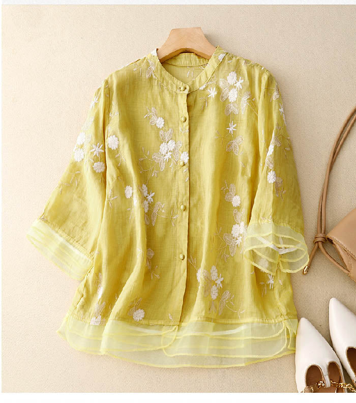 Kourtney | Schicke Bluse mit gestickten Akzenten und Blumenmuster